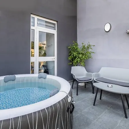 Oasis Penthouse Luxury By Solea * Sliema