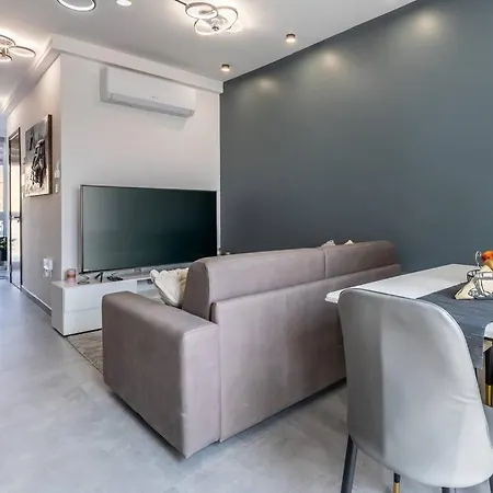 Oasis Penthouse Luxury By Solea * Sliema